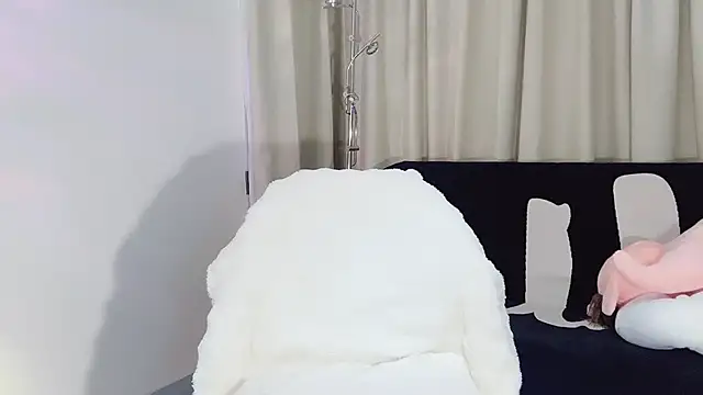 lvy-w online show from 02-13-25, 11:28