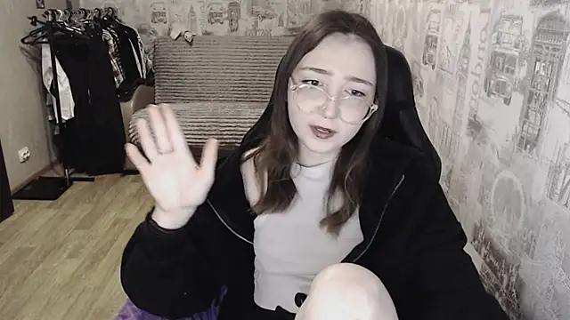 AmeliaKamishiro online show from 02-10-25, 02:37