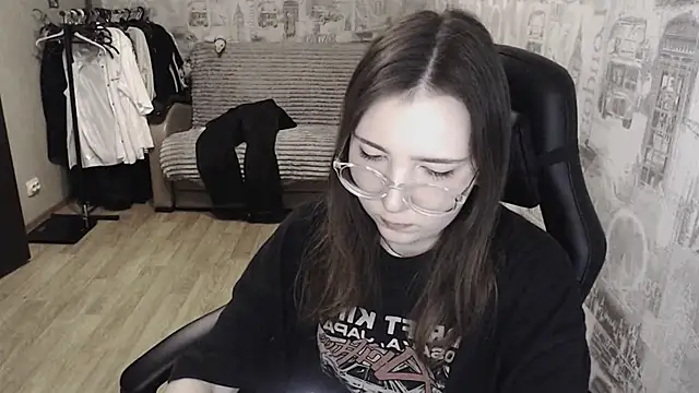 AmeliaKamishiro online show from 02-27-25, 07:26