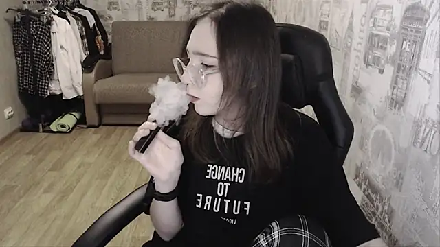 AmeliaKamishiro online show from 01-15-25, 10:17