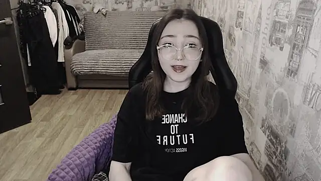 AmeliaKamishiro online show from 02-14-25, 07:54