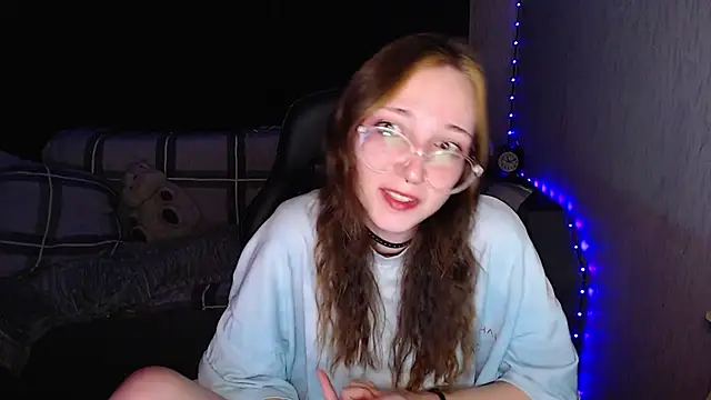 AmeliaKamishiro online show from 10-19-25, 09:50