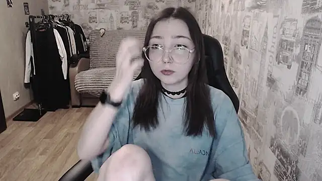 AmeliaKamishiro online show from 03-03-25, 07:07