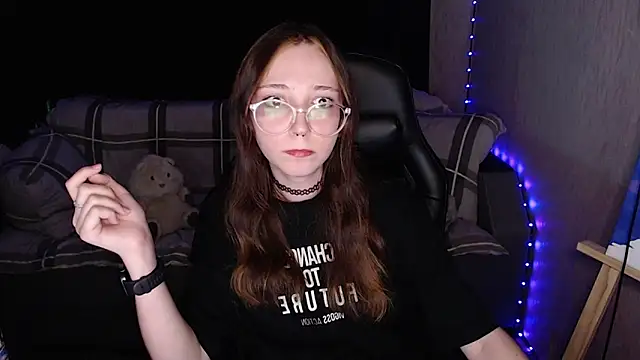 AmeliaKamishiro online show from 10-13-25, 09:59