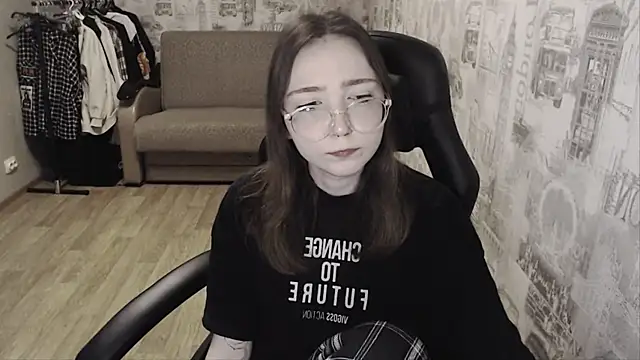 AmeliaKamishiro online show from 01-14-25, 02:53