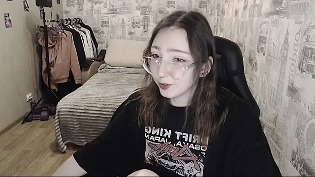 AmeliaKamishiro online show from 12-05-24, 01:22