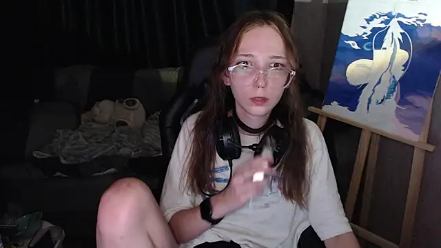 AmeliaKamishiro online show from 10-05-25, 10:11