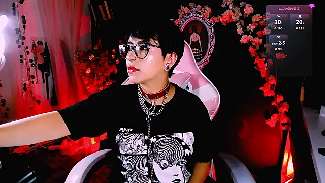 Snapshot of kitty_roxy chatting on 03-12-26, 03:38 kitty roxy online show from 03-12-26, 03:38