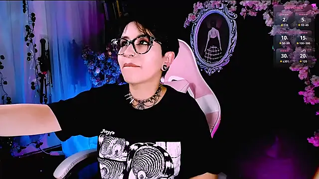 Snapshot of kitty_roxy chatting on 02-05-26, 05:14 kitty roxy online show from 02-05-26, 05:14