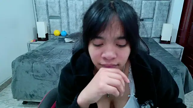 Snapshot of laureentt_ chatting on 07-09-26, 03:07 laureentt online show from 07-09-26, 03:07