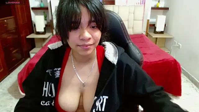 Snapshot of laureentt_ chatting on 03-10-25, 09:23 laureentt online show from 03-10-25, 09:23