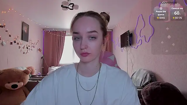 MoonDust online show from 03-26-26, 11:19