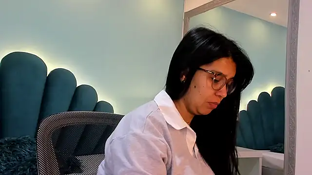 sharlott18 online show from 11-09-25, 11:47