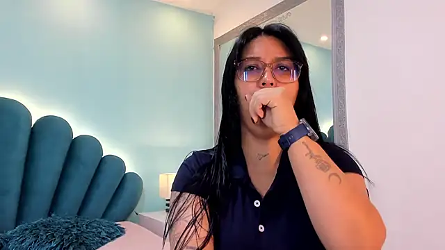 sharlott18 online show from 12-05-25, 09:52