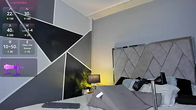 Snapshot of Markbrown chatting on 02-28-25, 01:37 Markbrown online show from 02-28-25, 01:37