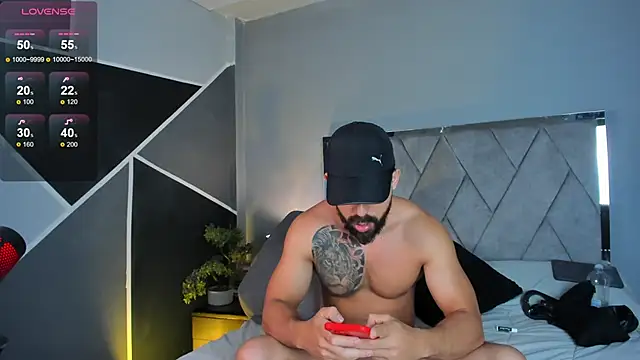 Snapshot of Markbrown chatting on 10-03-25, 06:42 Markbrown online show from 10-03-25, 06:42