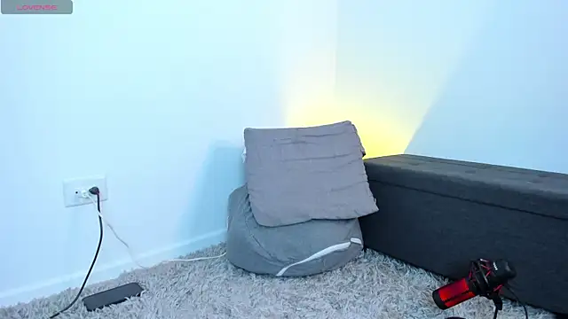 Snapshot of Markbrown chatting on 02-21-26, 11:51 Markbrown online show from 02-21-26, 11:51