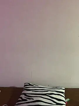 Snapshot of Felicia_smok3 chatting on 02-06-25, 02:44 Felicia smok3 online show from 02-06-25, 02:44