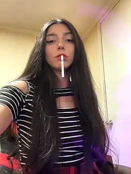 Snapshot of Felicia_smok3 chatting on 10-04-25, 12:56 Felicia smok3 online show from 10-04-25, 12:56
