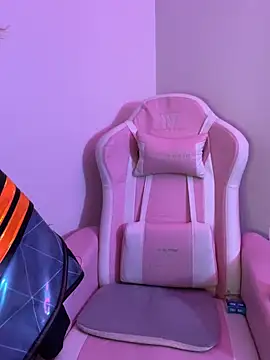 Felicia smok3 online show from 04-14-26, 05:34