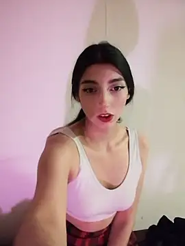 Snapshot of Felicia_smok3 chatting on 12-14-24, 12:33 Felicia smok3 online show from 12-14-24, 12:33