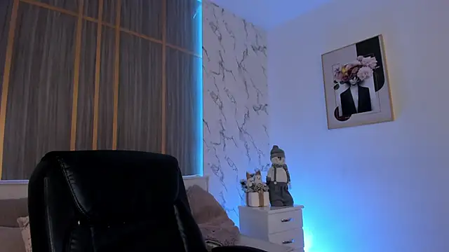 IsabellaAllen online show from 12-20-25, 12:35