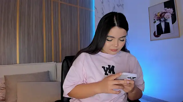 IsabellaAllen online show from 12-18-25, 10:13