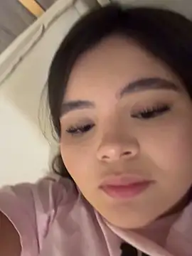 IsabellaAllen online show from 12-04-25, 01:15