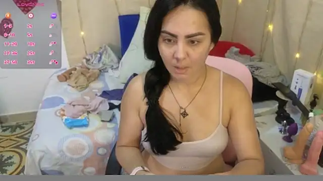 lovely trix online show from 03-31-26, 03:14