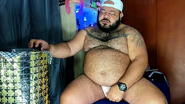 Snapshot of Latino_bigcock chatting on 07-15-26, 05:31 Latino bigcock online show from 07-15-26, 05:31