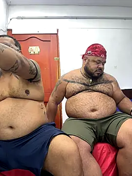 Latino bigcock online show from 09-16-25, 12:33