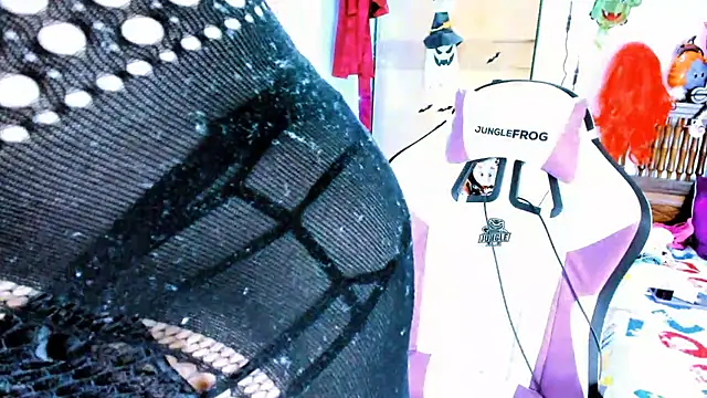 SofiaOlivares online show from 10-11-25, 10:44