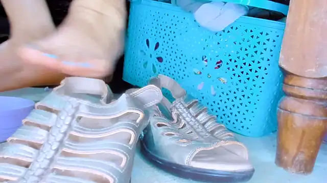 SofiaOlivares online show from 04-06-26, 11:17