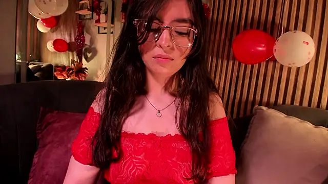 Eva Macalliter online show from 02-15-26, 04:46