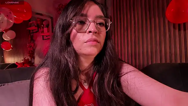 Eva Macalliter online show from 02-12-26, 03:17