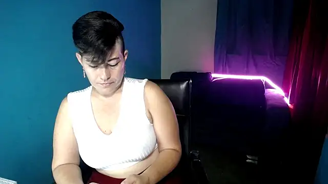 Sunny rayz  online show from 06-26-26, 10:32