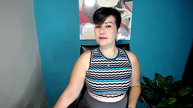 Sunny rayz  online show from 06-12-26, 11:52