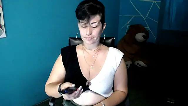Sunny rayz  online show from 07-19-26, 12:02