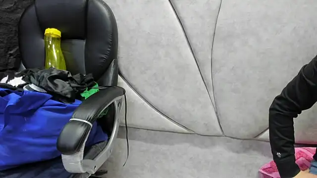 HornySlut69  online show from 03-02-26, 12:33