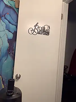 SweetHoneyBunz online show from 11-10-25, 05:29