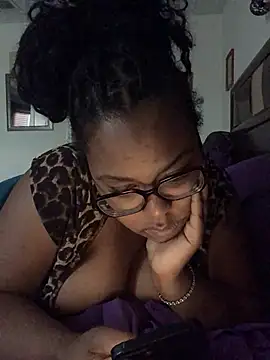 SweetHoneyBunz online show from 01-12-26, 04:47