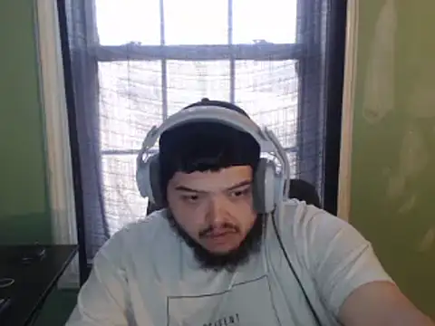 LatinoSized online show from 03-14-25, 09:54