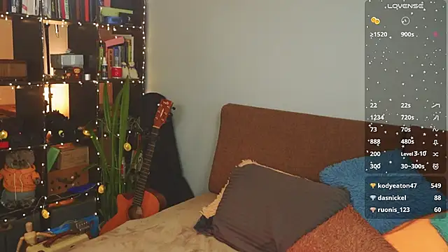 Snapshot of bananya_kitty chatting on 02-13-26, 01:00 bananya kitty online show from 02-13-26, 01:00