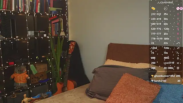 bananya kitty online show from 12-20-25, 10:45