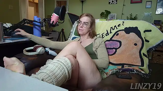 Linzy 19 online show from 03-06-25, 06:05