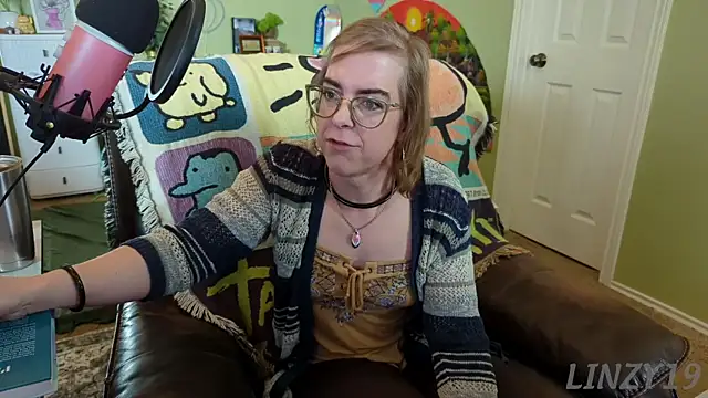 Linzy 19 online show from 02-27-25, 08:31