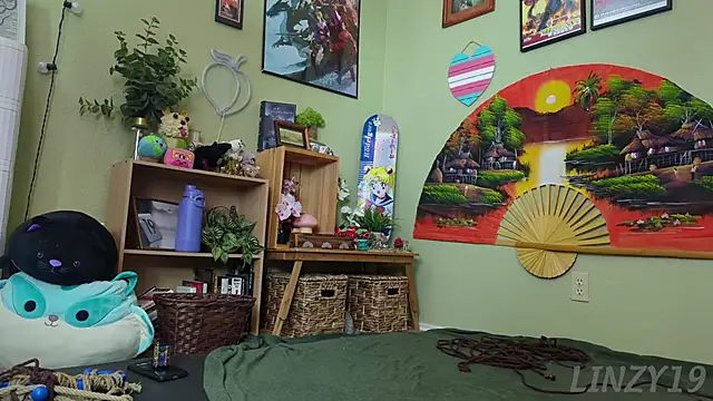 Linzy 19 online show from 02-22-25, 09:48