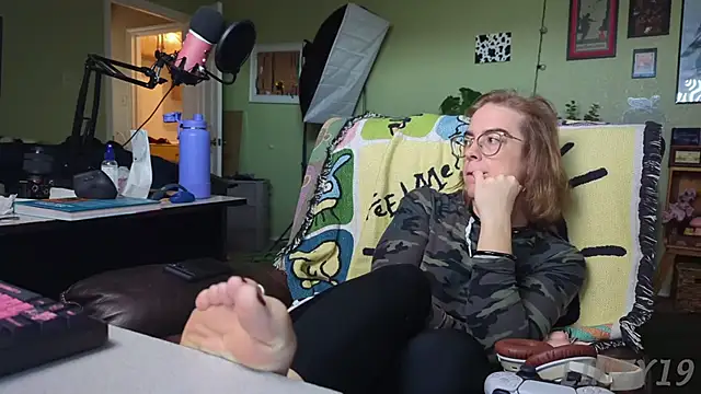 Linzy 19 online show from 03-02-25, 03:41