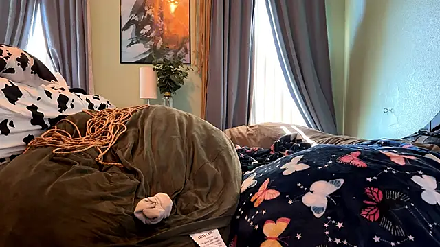 Linzy 19 online show from 02-27-26, 07:14