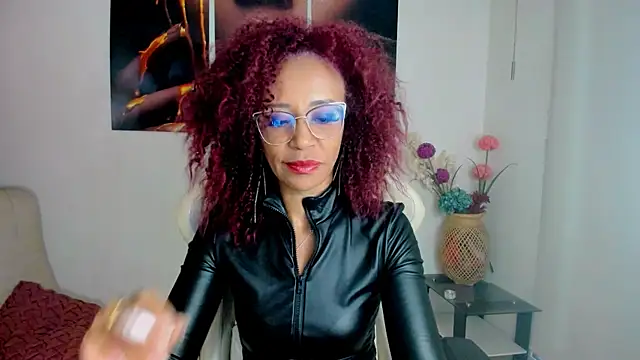 Snapshot of ScarlettMalbec chatting on 10-23-25, 10:41 ScarlettMalbec online show from 10-23-25, 10:41
